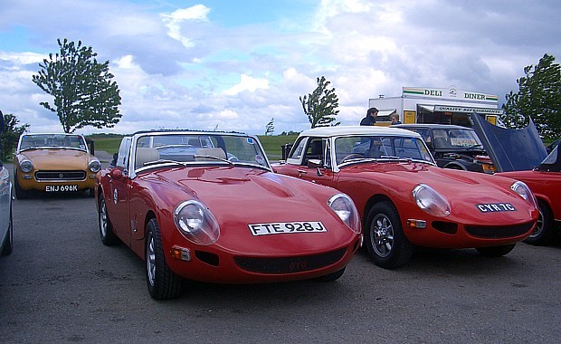 Yorkshire Lenham GTOs at Croft 2007