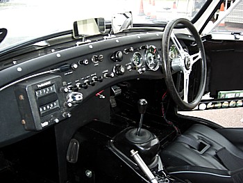PMO 200 interior